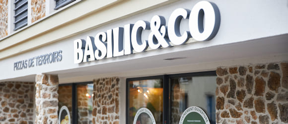 Façade de la pizzeria Basilic & Co Saint-Cyr-l'École